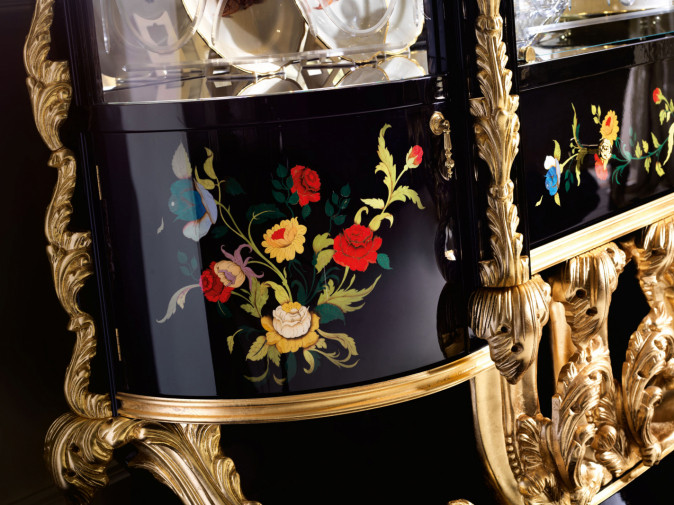 Витрина Versailles Noir