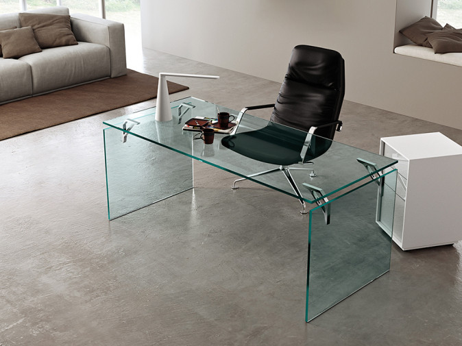 Стол письменный Bright