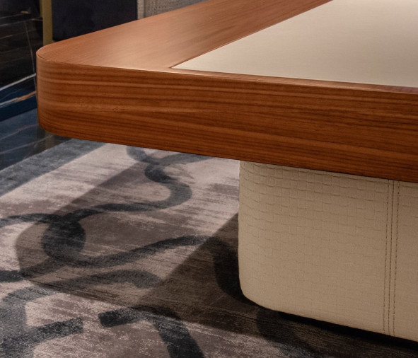 Столик журнальный Prince Wood