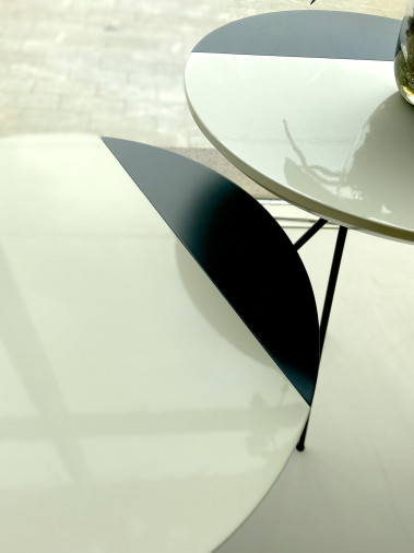 Столик журнальный Berry