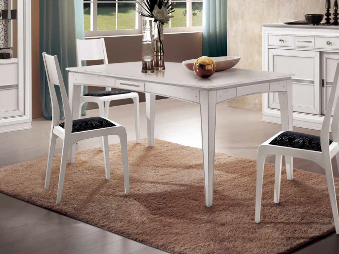 Стол обеденный 2004