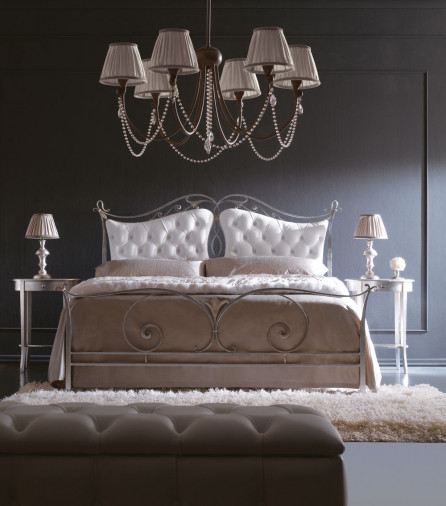 Тумбочка Camelot