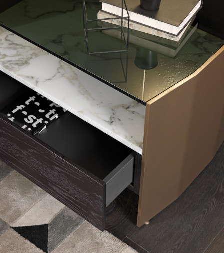 Тумбочка Milvian