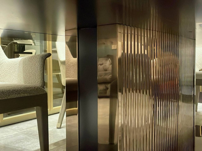 Стол обеденный Windsor Wood