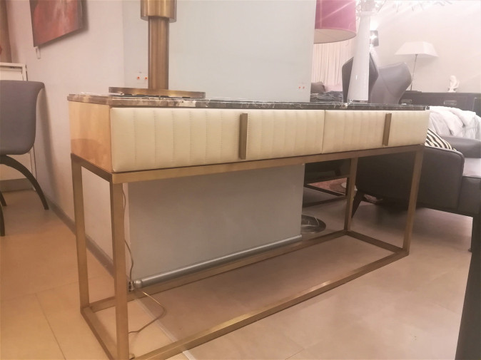 Консоль Angelina