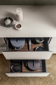 Кухня 36e8 Fenix