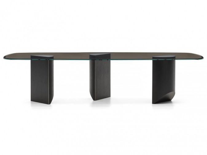 Стол обеденный Wedge Dining