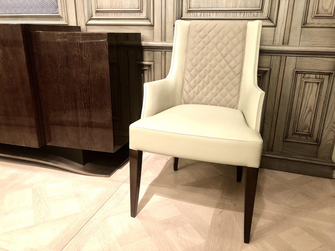 Стул Vendome With Armrests