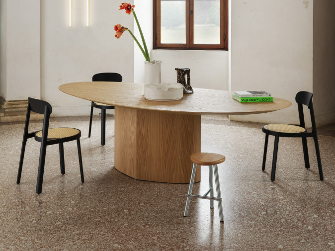 Стол обеденный Monoplauto