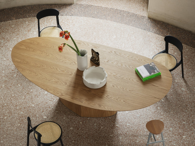 Стол обеденный Monoplauto