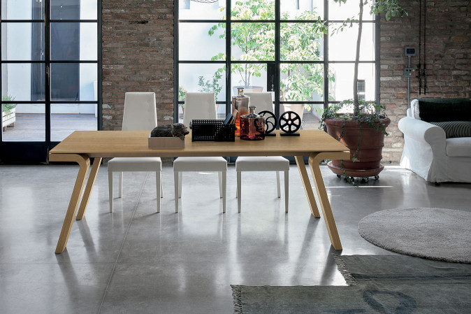 Стол обеденный Maciste