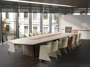 Стол письменный Master