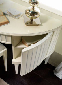 Стол письменный F883