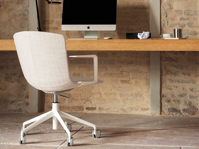 Кресло руководителя Calum