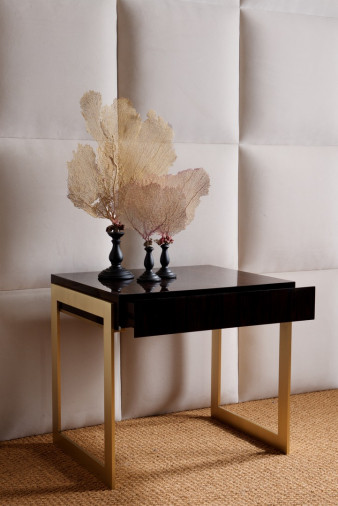 Тумбочка Nino