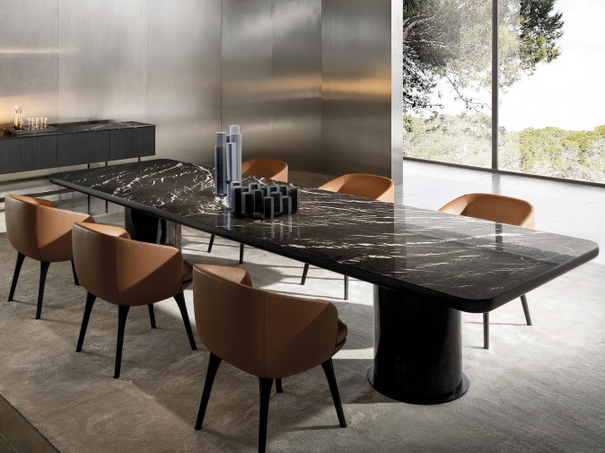 Стол обеденный Brady Dining