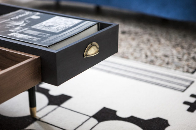 Столик журнальный The Dreamers