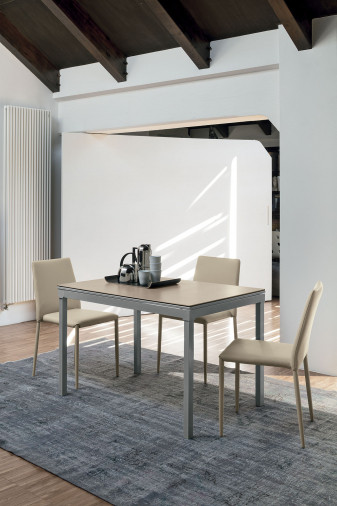 Стол обеденный Perigeo