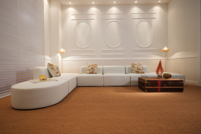 Диван Roger White