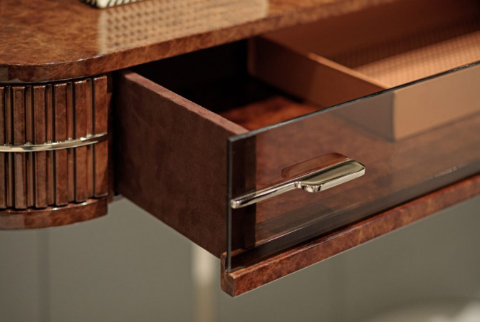 Консоль Eclipse Oval