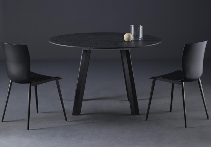 Стол обеденный Level