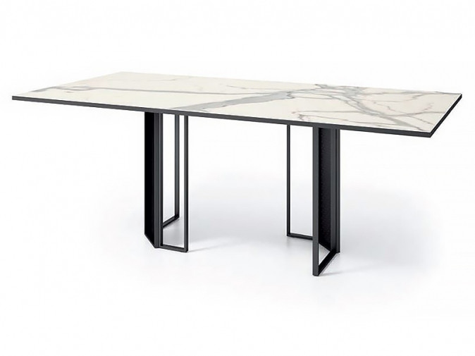 Стол обеденный Kant