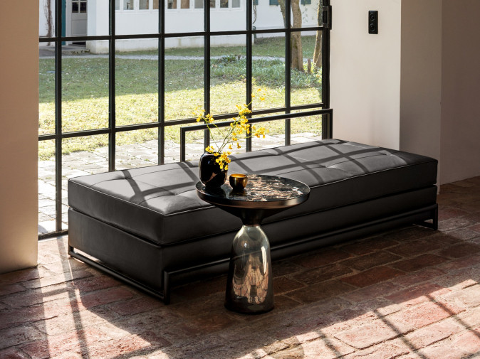 Столик журнальный Bell Black Side