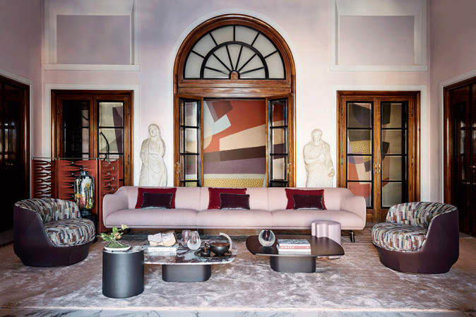 Столик журнальный Mia Brown