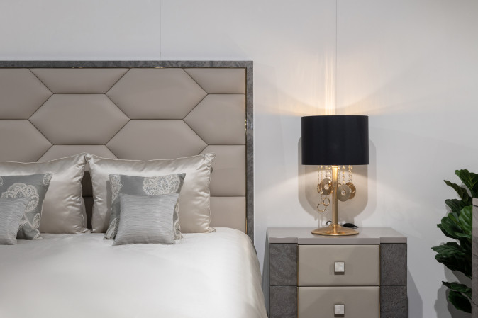 Тумбочка Scarlet