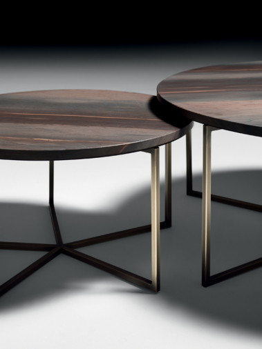 Столик журнальный Elliot