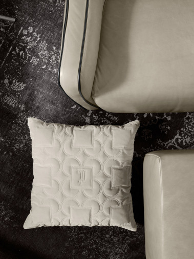 Кресло Olivia Modern