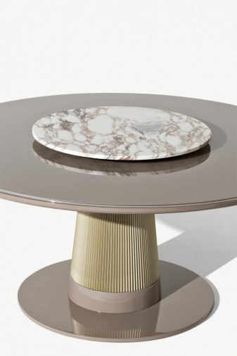 Стол обеденный Turner