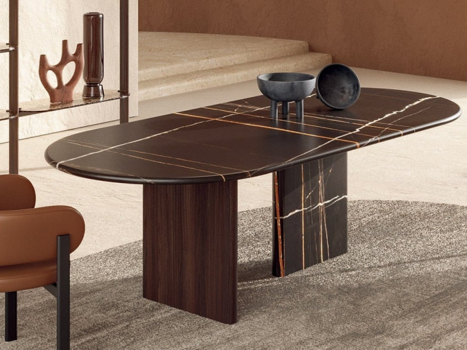 Стол обеденный Monolith