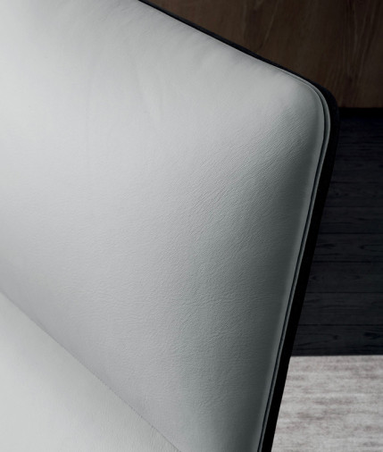 Кресло руководителя Flora