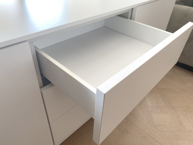 Комод Circle White