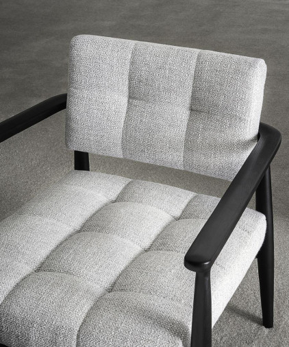 Кресло Tufty Arne