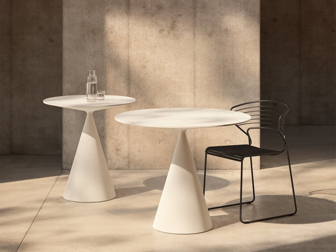 Стол обеденный Clay