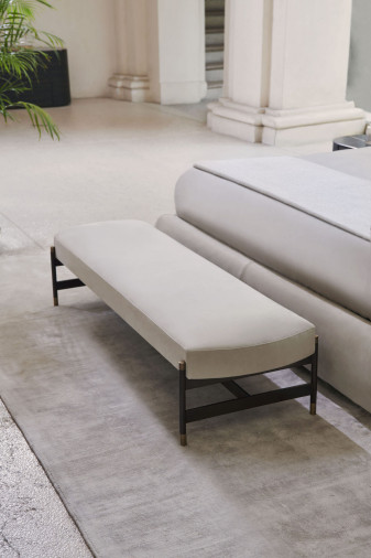 Банкетка Iron White