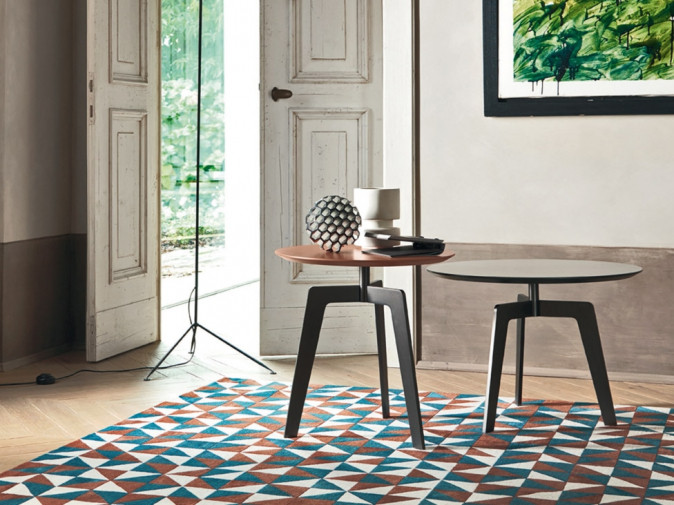 Столик журнальный Lotus