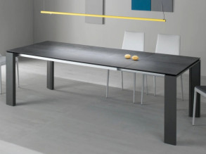 Стол обеденный Keram