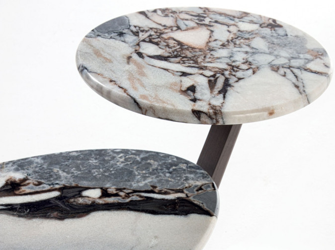 Столик журнальный Savini