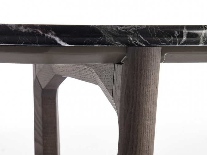 Столик журнальный Savini