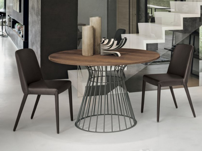 Стол обеденный Brigitte