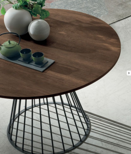 Стол обеденный Brigitte