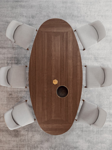 Стол обеденный Moor