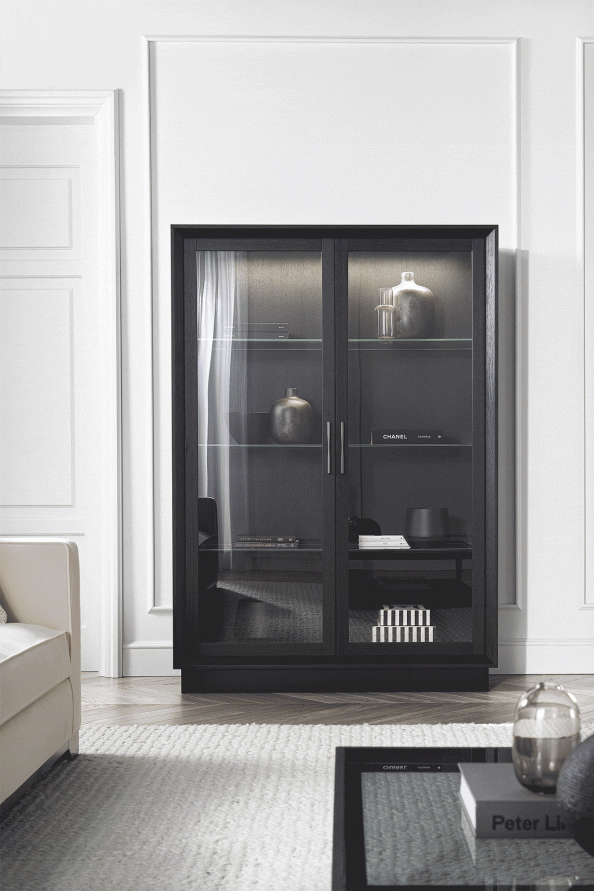 Витрина Club Base