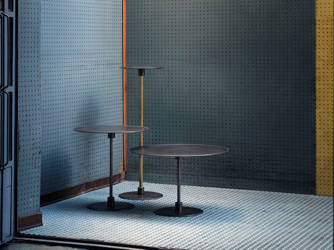 Столик журнальный Gong Metal