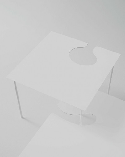 Столик журнальный Softer Than Steel