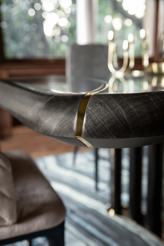 Стол обеденный Oliver