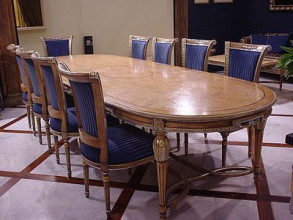 Стол обеденный Oval Table F105